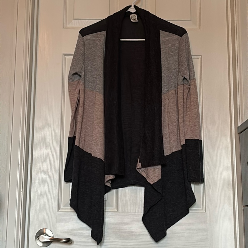 Small Color Block Women’s Cardigan